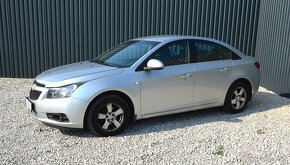 Chevrolet Cruze 1.8 Slovenské vozidlo, Automat - 2