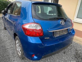 Rozpredam TOYOTA AURIS 1.33 Dual-VVTi 73kW 1NR-FE 2010 - 2