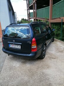 Opel Astra Caravan - 2