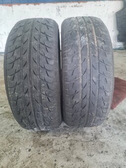 225/55 R17 - 2