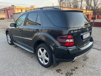 Mercedes Benz ML - 2