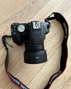 Canon EOS 500D, Canon EFS 18-55mm 0,25m/0,8ft - 2