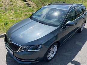 ŠKODA OCTAVIA COMBI 2.0TDI STYLE DSG - 2