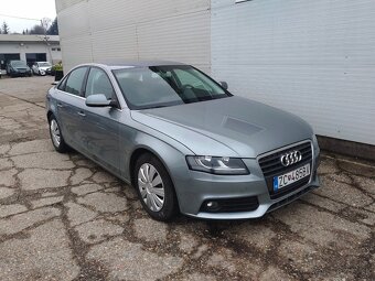 Audi A4 2.0 TDi 100 KW • 2012 • - 2