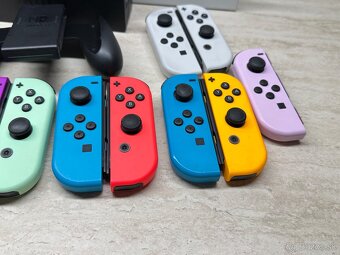 Nintendo Switch Oled (Joy-Con, Dock, držiak na joycony) - 2