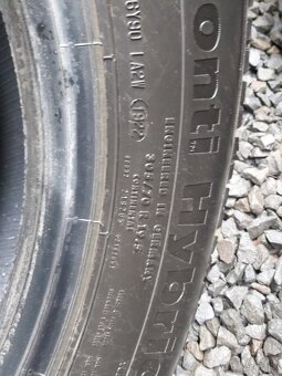 305/70R19,5 continental - 2