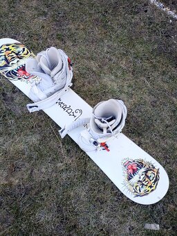 Predám snowboard+lyžiarky k nemu - 2