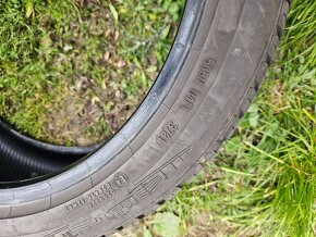 Celorocne pneumatiky 225/40 R18 continental - 2