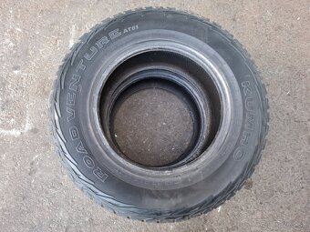 Kumho Road Venture 265/65 r17 2ks 60eur - 2