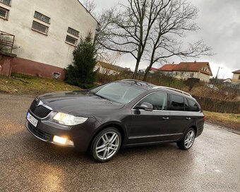 Škoda Superb II Combi 1.6tdi 2011 greenline - 2