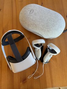 Meta (Oculus) Quest 2 - 256GB - 2