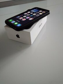 Apple 11 / 64 gb - 2