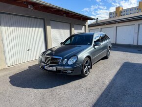 Mercedes E350 T model 4matic Avantgarde - 2