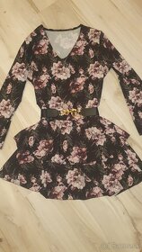 Kvetované riasené šaty vel.xs/s - 2