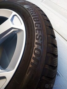 Zimné pneu Bridgestone Blizzak LM001 215/55 R17 - 2