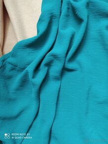 Smaragdovozelené dámske šaty cena s poštou obyčajne - 2
