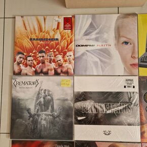 LP-čky nové...RAMMSTEIN,OOMPH,KRAFTWERK,AC/DC,CREMATORY... - 2