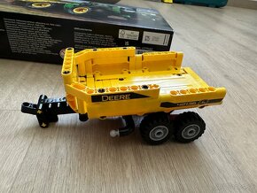 Lego 42136 John Deere - 2