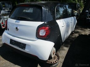 Smart EQ forfour rozpredam na nahradne diely - 2