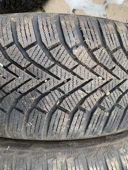 Predám 2ks zimne pneumatiky 205/55 R16 - 2