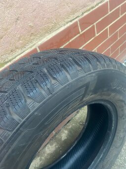 Zimne pneumatiky 215/70 r15 - 2