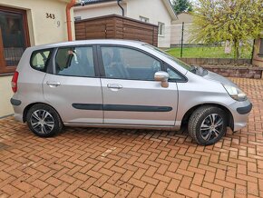 Honda Jazz 1.4 automat (CVT) šedá metalíza - 2