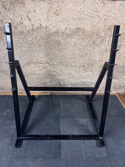 Stojan na benchpress - 2