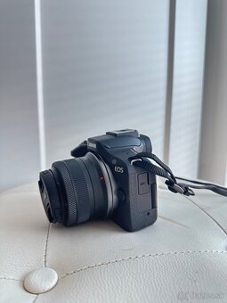 Canon EOS R50 + RF-S 18-45mm f/4.5-6.3 IS STM - 2