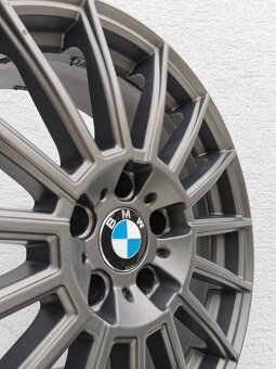 #38 BMW 3, 5, X1, X3, X4 alu disky 5x120 R19 ET37 8J - 2