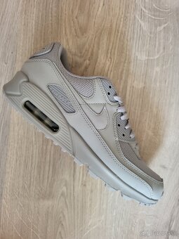 Tenisky Nike Air Max 90 (Veľkosť 40,5) - 2