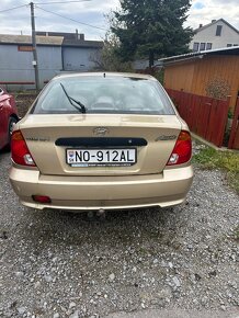 Hyundai Accent - 2