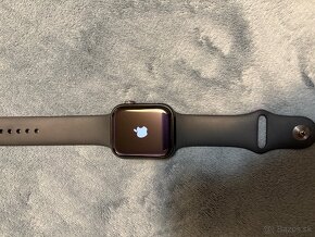 Apple Watch 8 45mm - 2