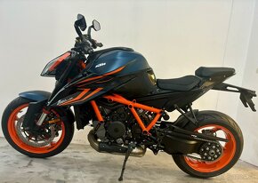 KTM 1290 Super Duke R 2023 - 2