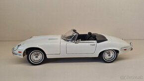 1:18 JAGUAR E-TYPE - 2