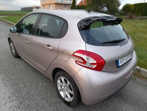 Predám-Peugeot 208 1,4 HDI 50kw AUTOMAT,naj. 86000km - 2