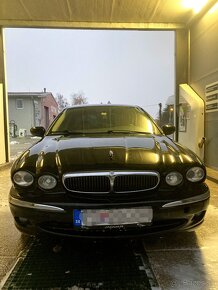 Jaguar X-Type Sedan 2.1 V6, 114 kW, Benzin - 2