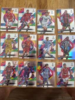 TOPPS FINEST ZBERATEĽSKÉ FUTBALOVÉ KARTY KARTIČKY - 2