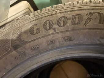 GoodYear efficient grip 215/60 R17 C 109/107H - 2