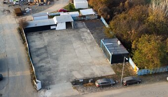 Pozemok na podnikateľské účely | 1100 m2 | NA PREDAJ | - 2