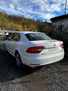 Rozpredam Škoda Superb 2 Facelift 1.6 TDi 77kw 6 rýchlostný - 2