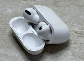 Apple AirPods Pro - 2