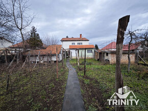 Na predaj 5-izbový rodinný dom s garážou v obci Mojzesovo - 2