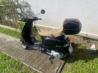 Vespa Primavera 125 LX - 2