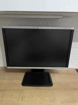 Monitor HP compaq LA2205wg - 2