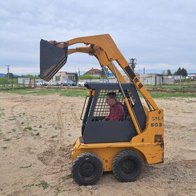 Smykový nakladač- Bobcat TCM 603 - 2