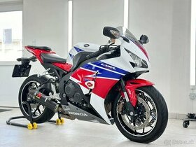 HONDA CBR 1000RR 2016 7000km akrapovič - 2