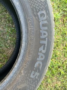 Celoročné pneumatiky Vredstein 215/65 R16 - 2