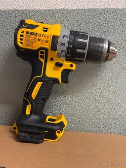 AKU skrutkovač Dewalt - 2