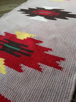 Retro koberec / kilim / behun - 2