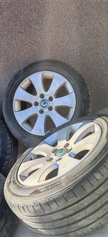 ALU Škoda 5x112 a letné 205/55 R16 - 2